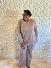 LONG SLEEVE WRINKLE FREE TRAVEL SET