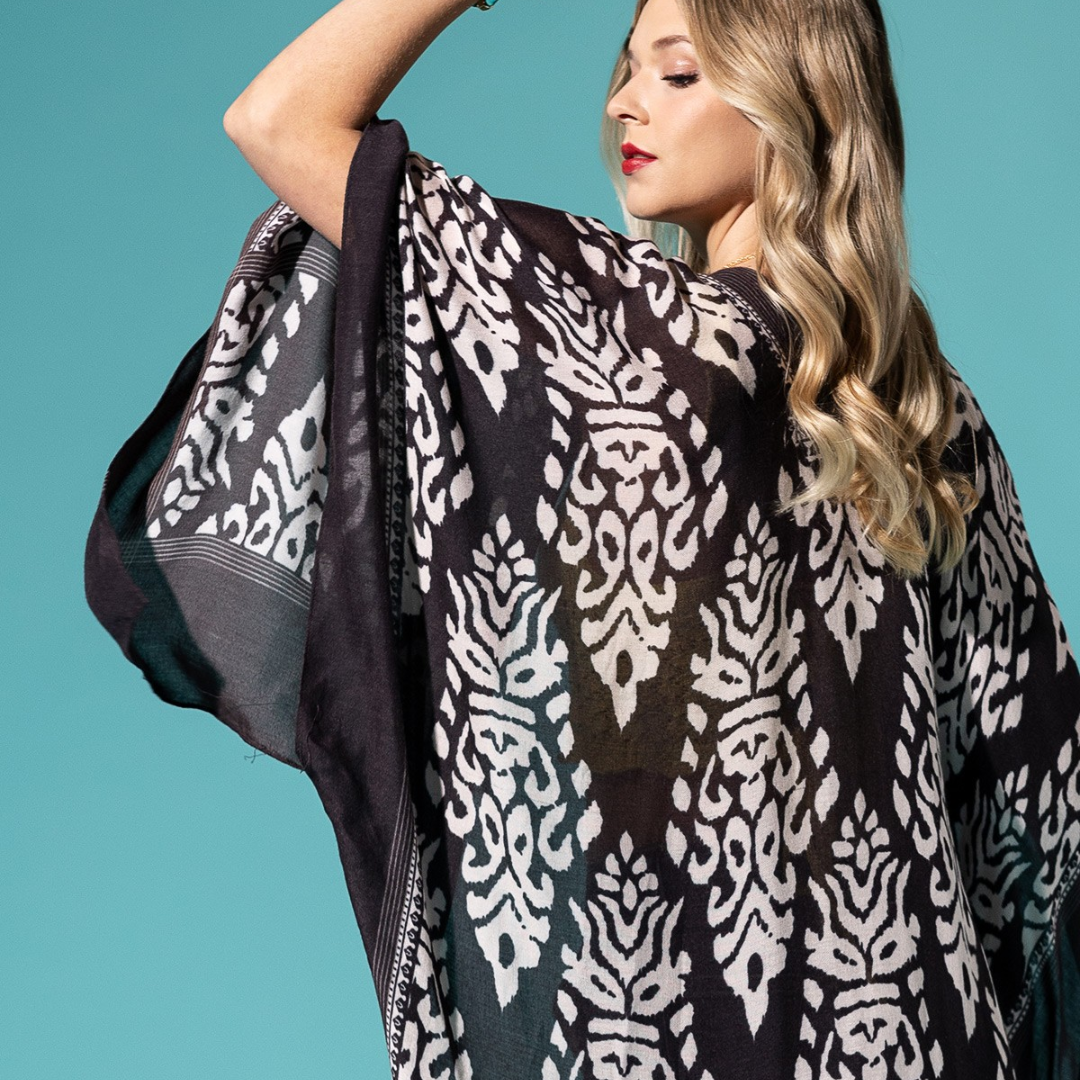 CHIC DAMASK KIMONO