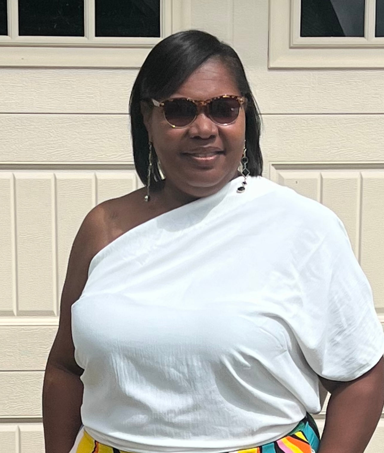 PLUS ONE SHOULDER TOP