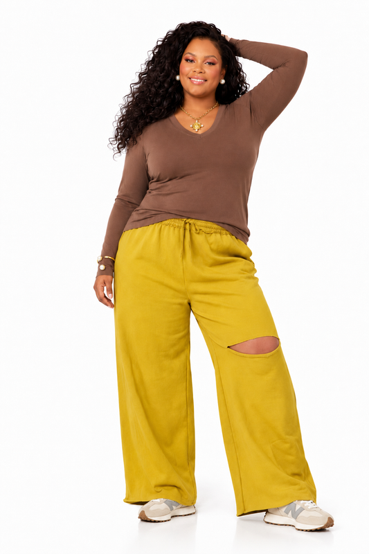 PLUS SIZE FRENCH LASER CUT SWEATPANTS