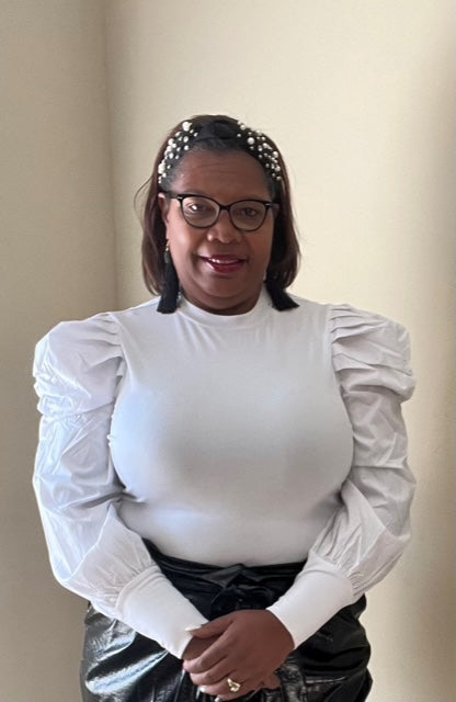 PLUS SIZE WHITE RUCHED SLEEVE TOP